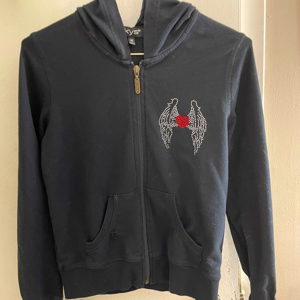 Black hoodie with angel wings with heart